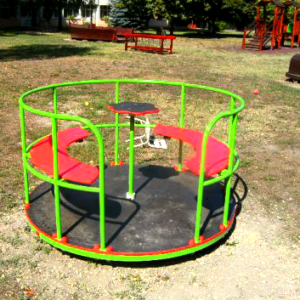 Pörgő-forgó játékok, kötélpályák