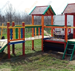 Kis tornyok + bástya Sárosd "B"