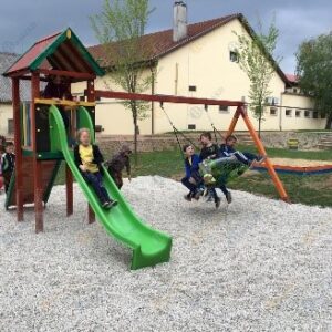 Kis torony  „Fészekhintával” "A"